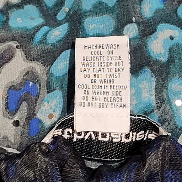 Cathy Daniels Leopard Print Womens Top with Silver Specs (1X) - Picture 8 of 9